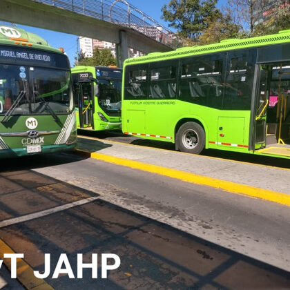 Hyundai Aerocity y Volvo Marcopolo Torino Low Entry 2020 C.C. Santa Fe