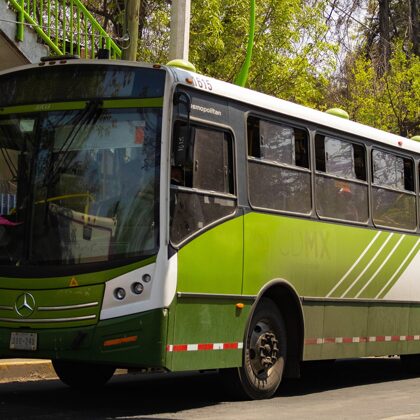 Mercedes Benz AYCO Cosmopolitan 1615 en Velódromo SEFI STC Metro L9