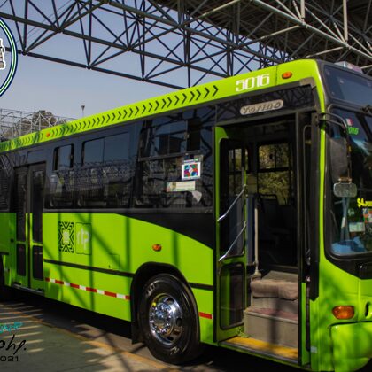 Mercedes Benz Marcopolo Torino 2009 04-5016 en Palacio de los Deportes