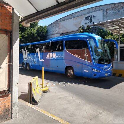 Mercedez Benz Irizari5 ADO Platino de MobiltyADO en la TAPO