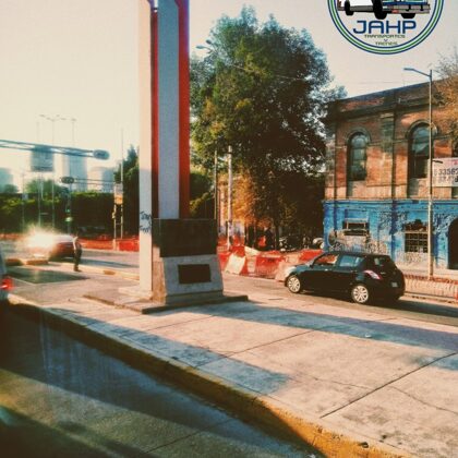 Monumento de la primera piedra de la Línea 1 en Av. Balderas