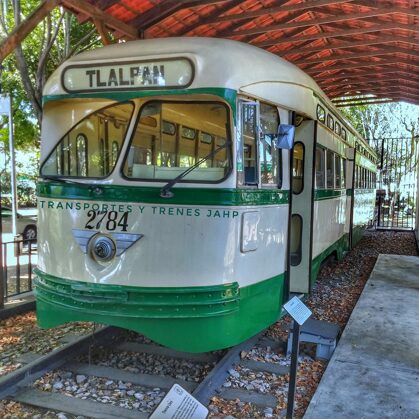 Tranvía PCC 2784 en el Museo del STE