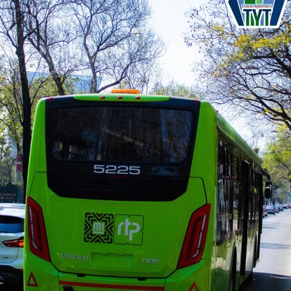 Volvo CAIO Induscar Access 2021 01-5225 en Campo Marte Ruta 76A